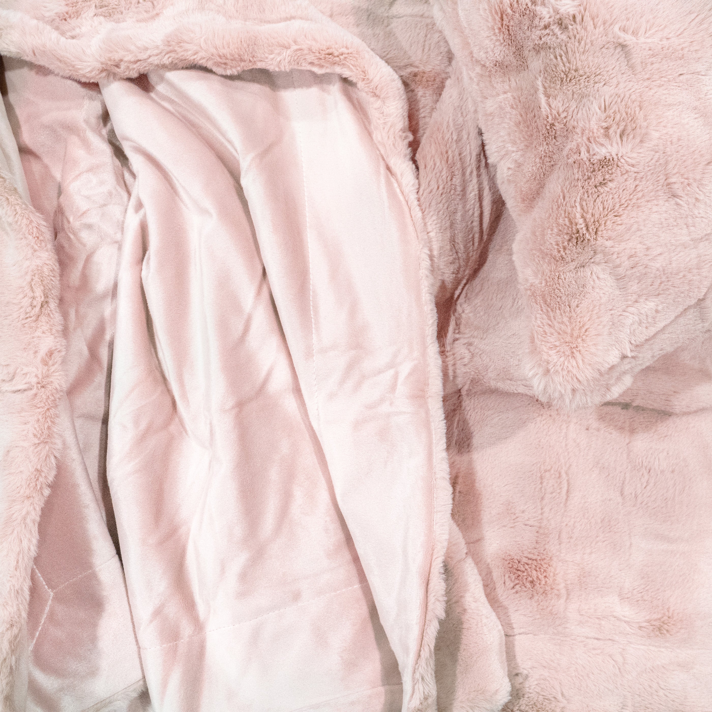 Jeté fausse fourrure poils courts - Rose